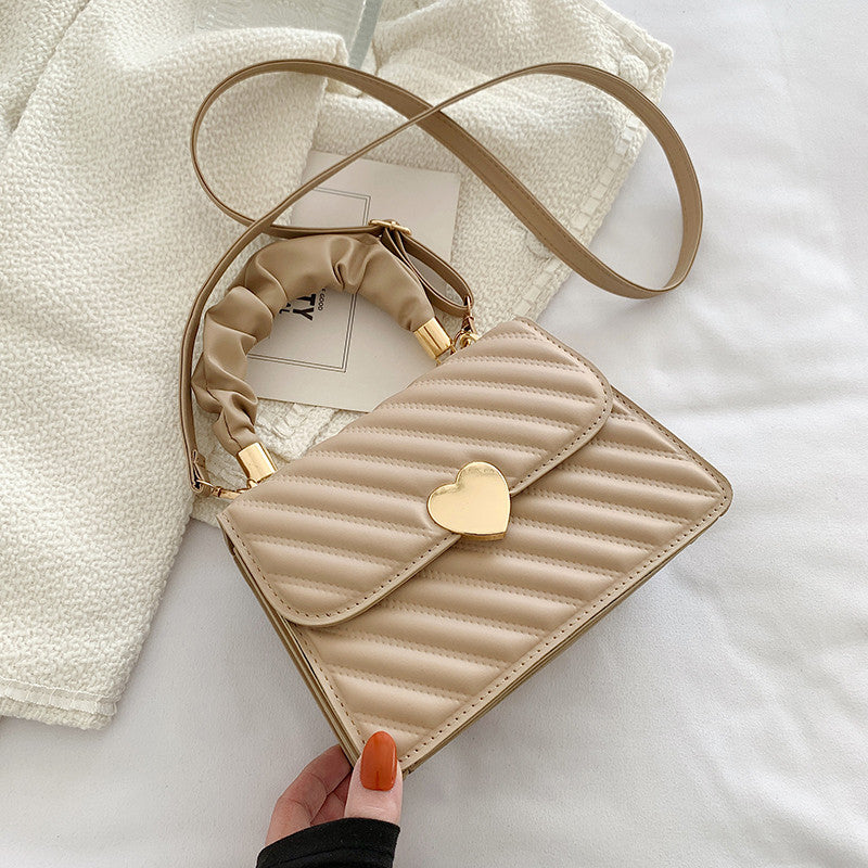 Love Metal Chain Shoulder Bag|etherealforher.com/